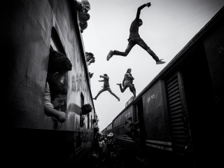 Train jumpers