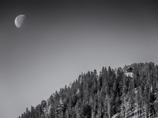 Moon over the Pinkenkogel